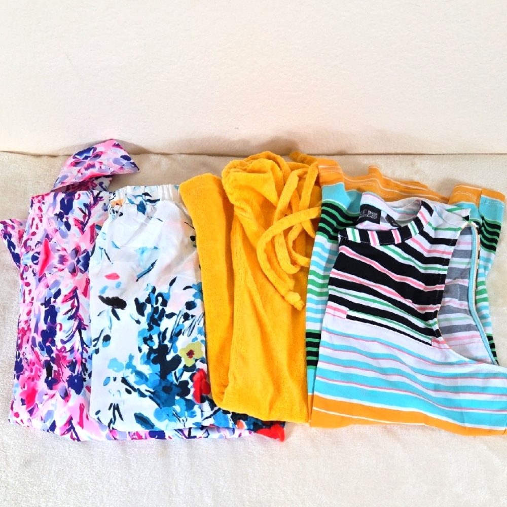 Womens 4 Piece Size Medium Dress & Top Bundle